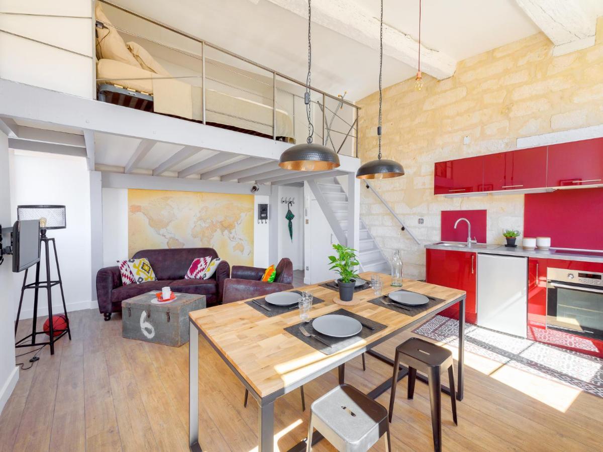Rare Loft Vue Sur Les Toits - Suites Gaya Centre Historique มงต์เปอลิเยร์ ภายนอก รูปภาพ